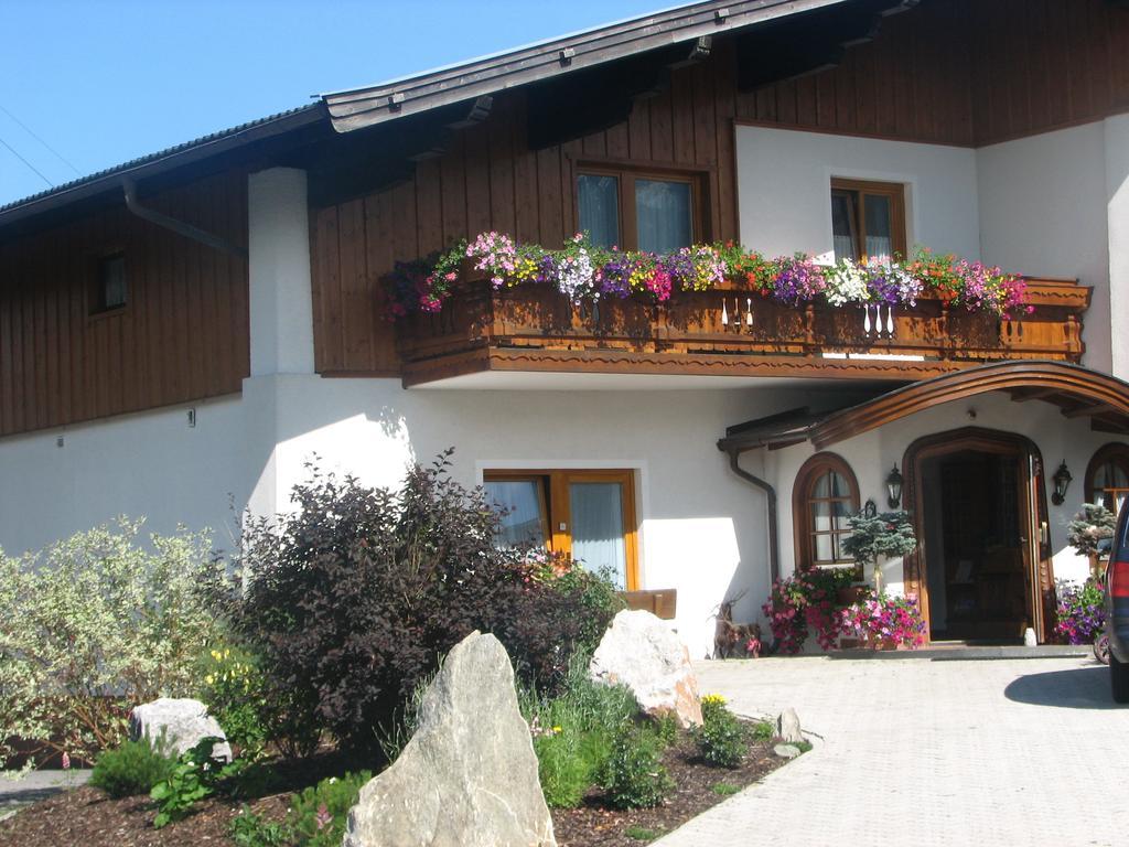 Pension Hanslhof Kaprun Exterior foto