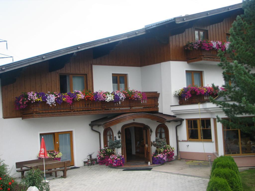 Pension Hanslhof Kaprun Exterior foto